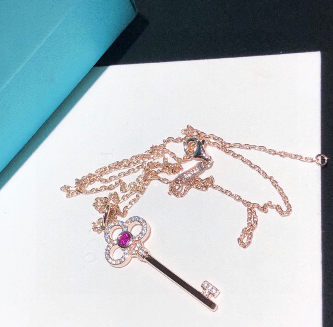 Necklaces & Pendants, Tiffany & Co.