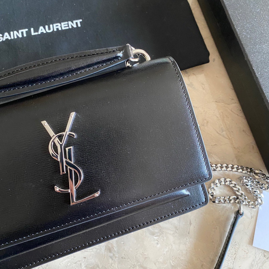 533026 SUNSET CHAIN WALLET IN SMOOTH LEATHER, YSL Saint Laurent