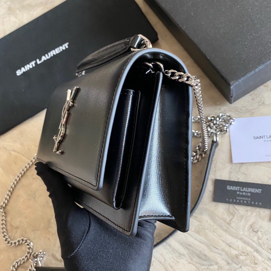 533026 SUNSET CHAIN WALLET IN SMOOTH LEATHER, YSL Saint Laurent