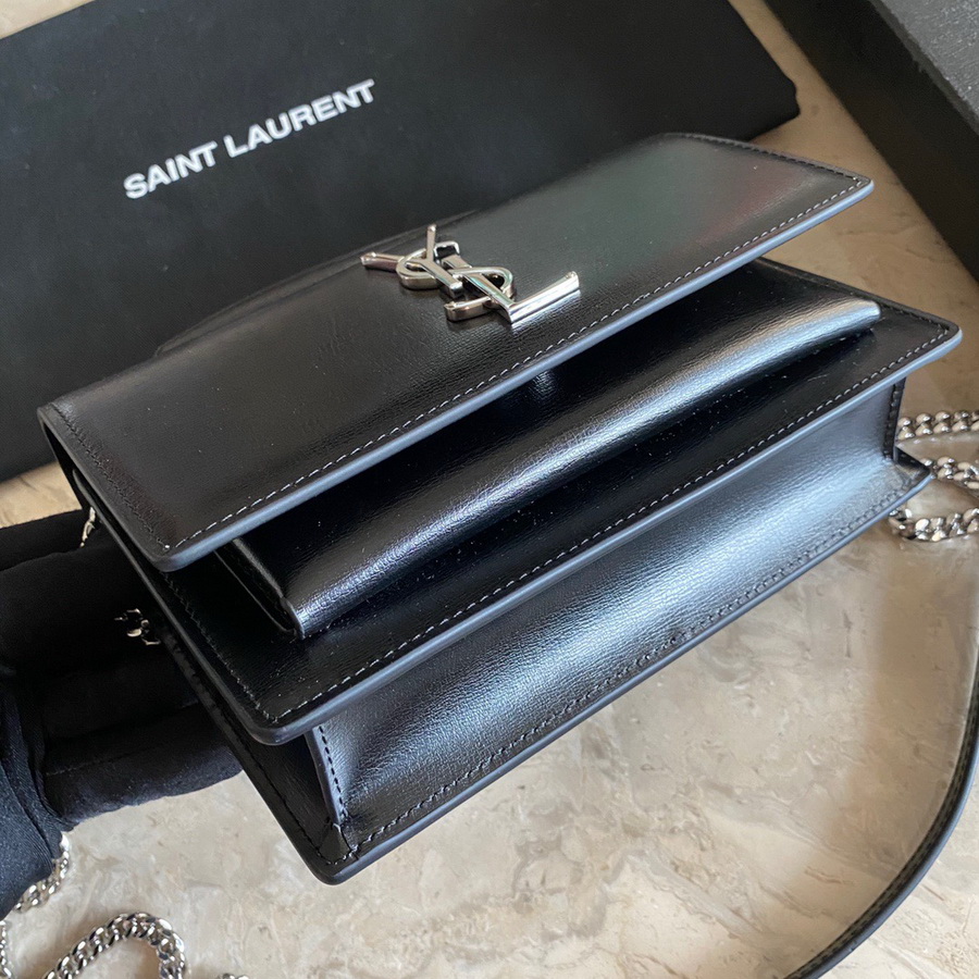 533026 SUNSET CHAIN WALLET IN SMOOTH LEATHER, YSL Saint Laurent