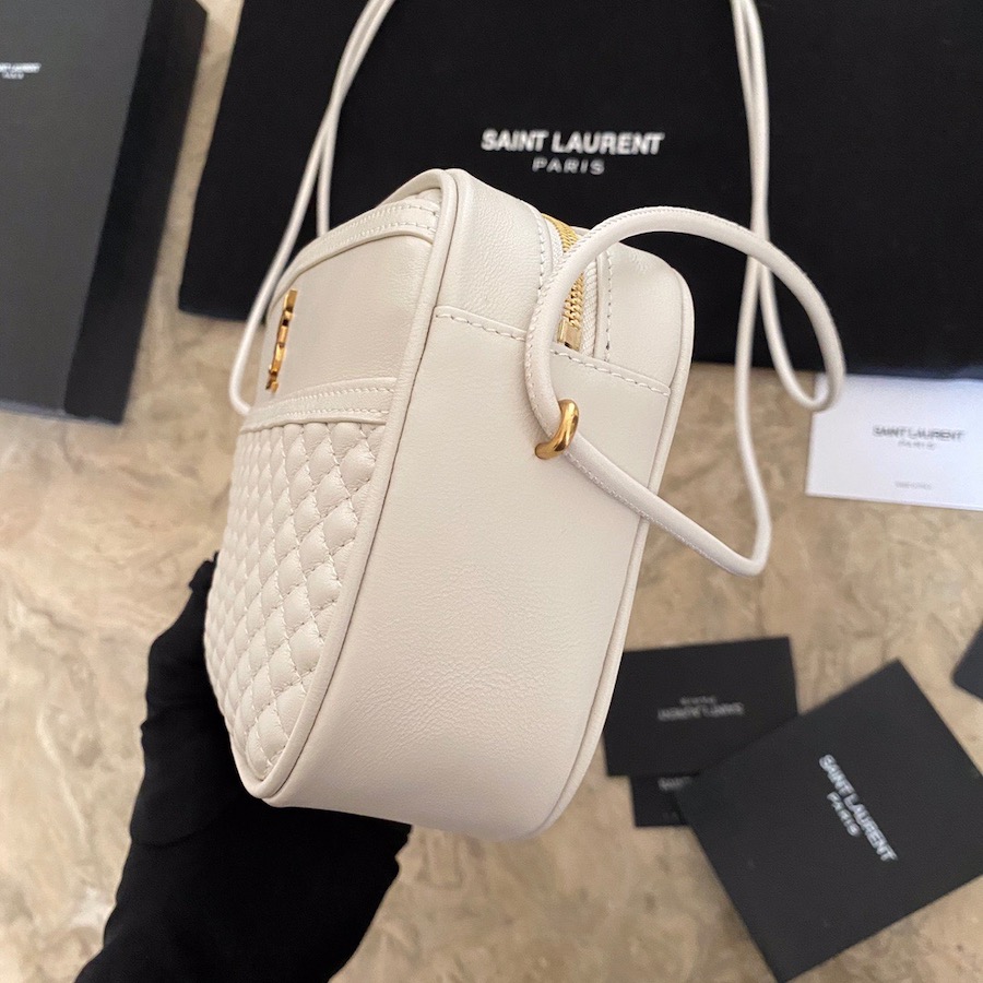 648990 VICTOIRE CAMERA BAG IN QUILTED LAMBSKIN, YSL Saint Laurent