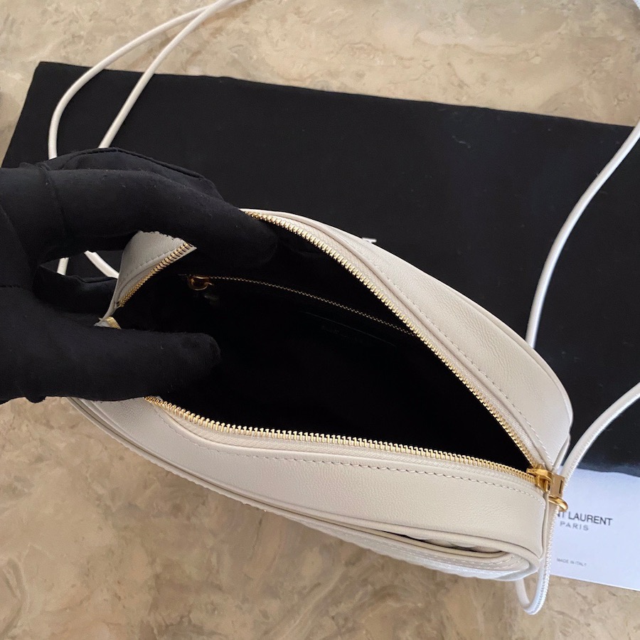 648990 VICTOIRE CAMERA BAG IN QUILTED LAMBSKIN, YSL Saint Laurent