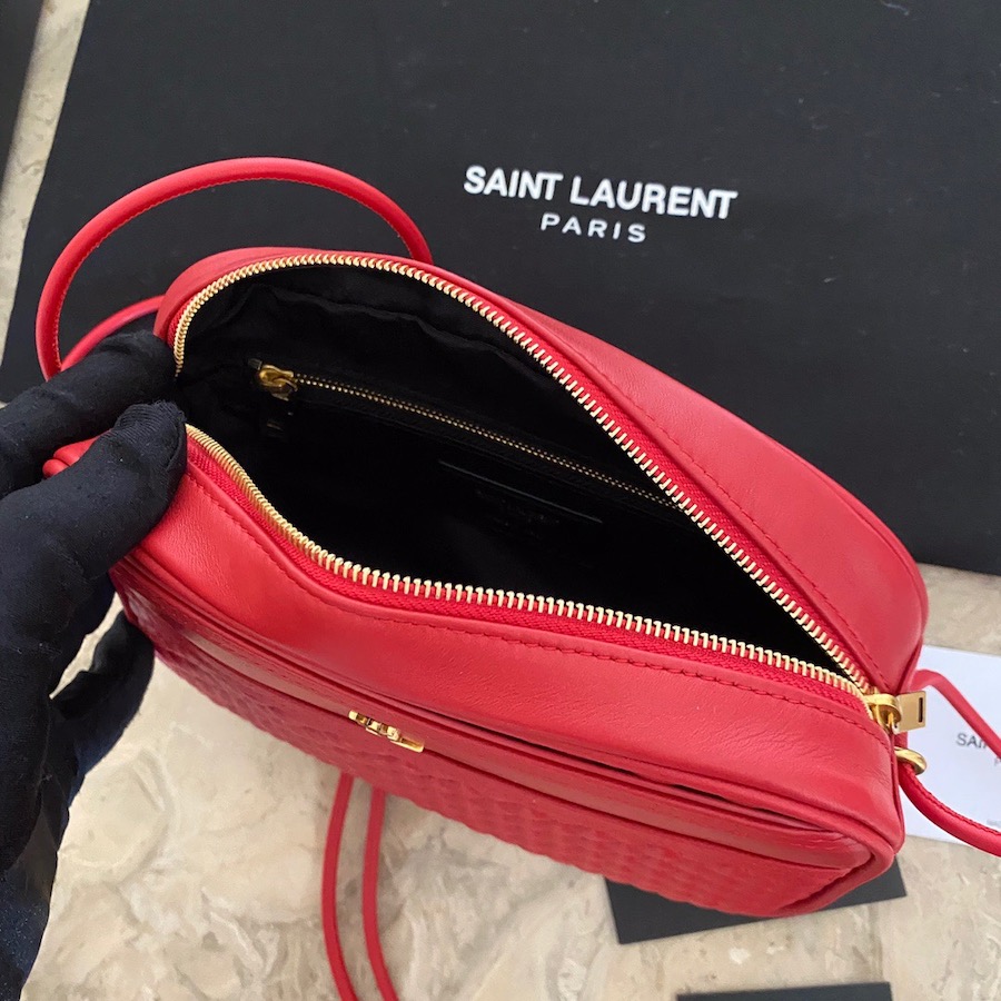 648990 VICTOIRE CAMERA BAG IN QUILTED LAMBSKIN, YSL Saint Laurent