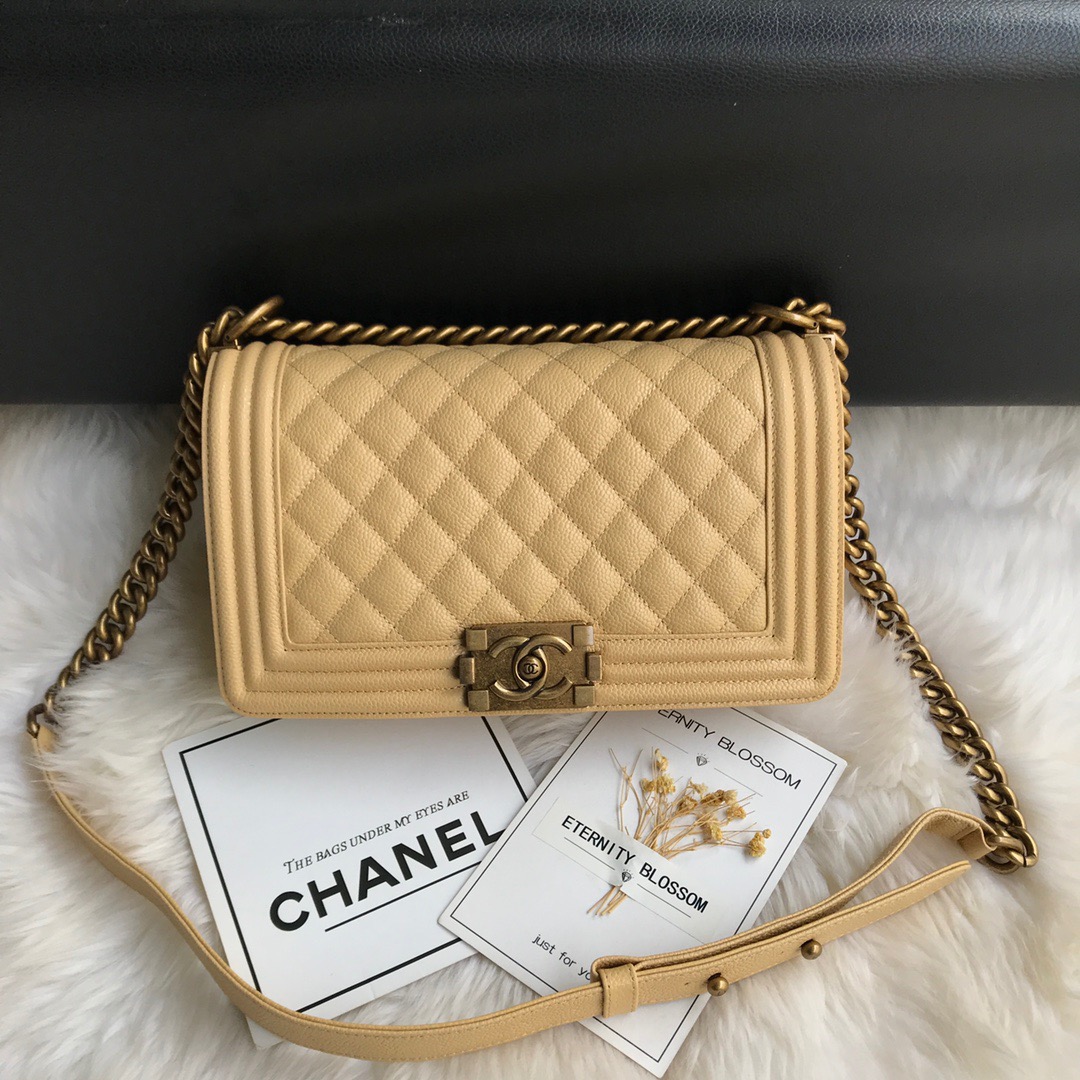 A67086, CHANEL BOY CHANEL HANDBAG, GRAINED CALFSKIN