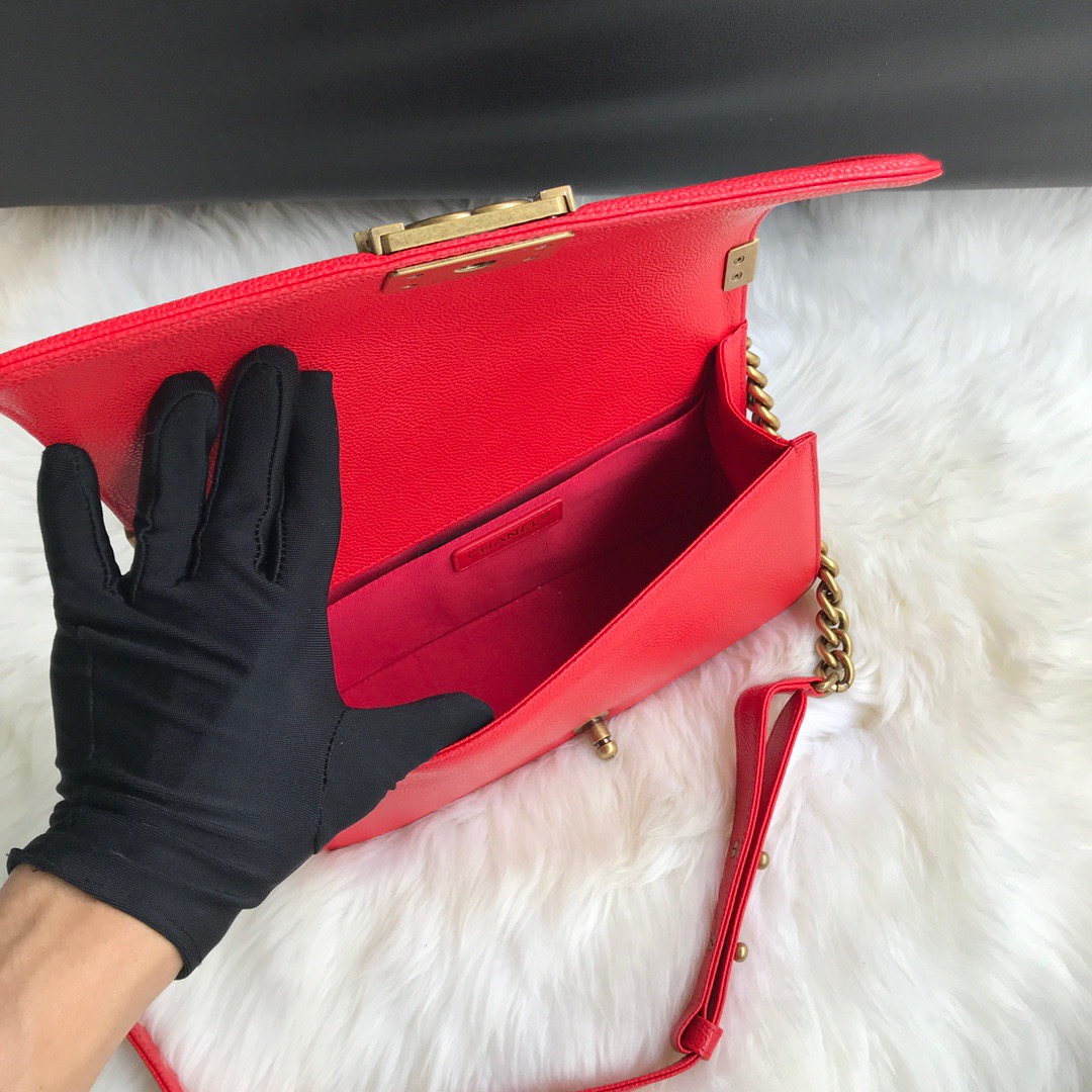 A67086, CHANEL BOY CHANEL HANDBAG, GRAINED CALFSKIN