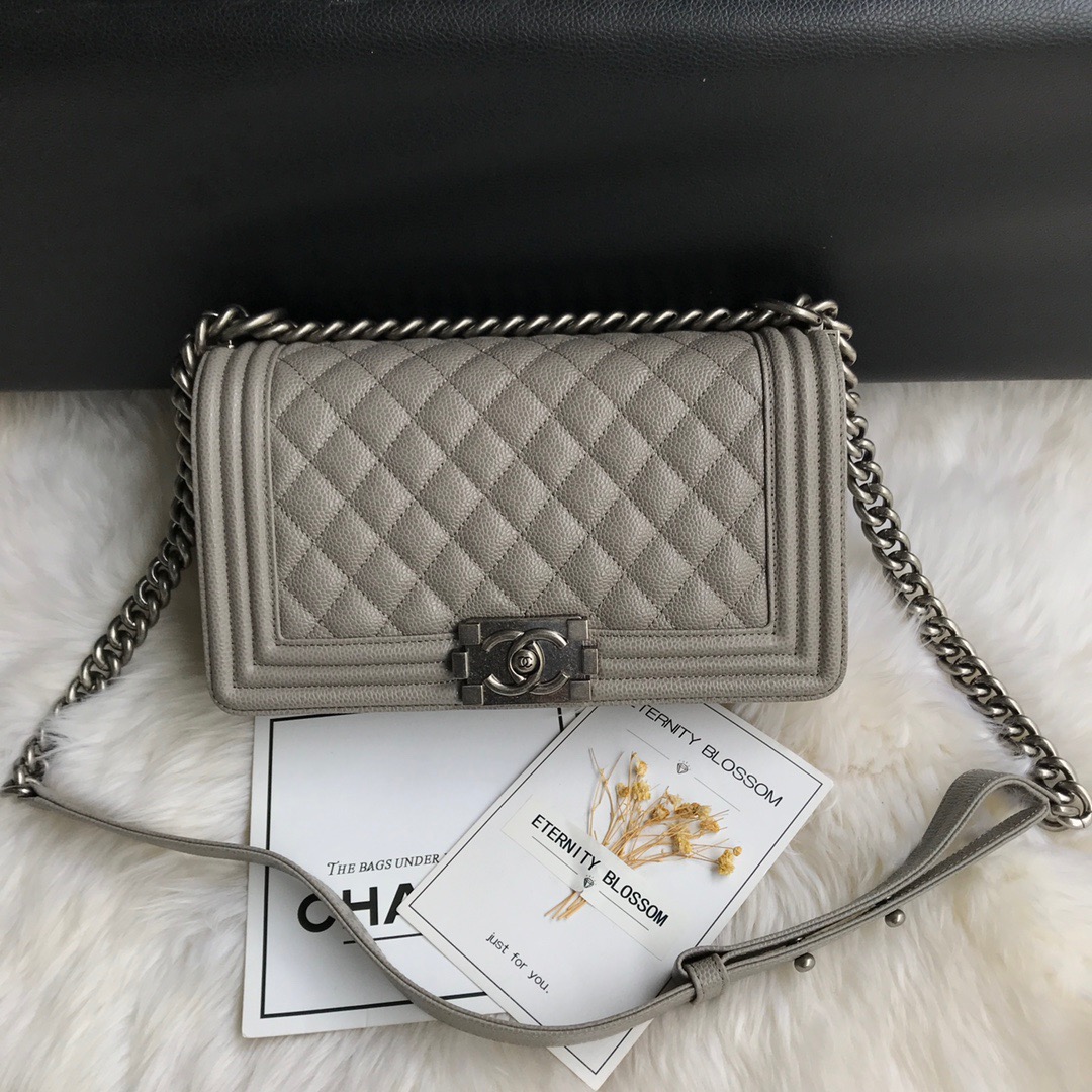 A67086, CHANEL BOY CHANEL HANDBAG, GRAINED CALFSKIN