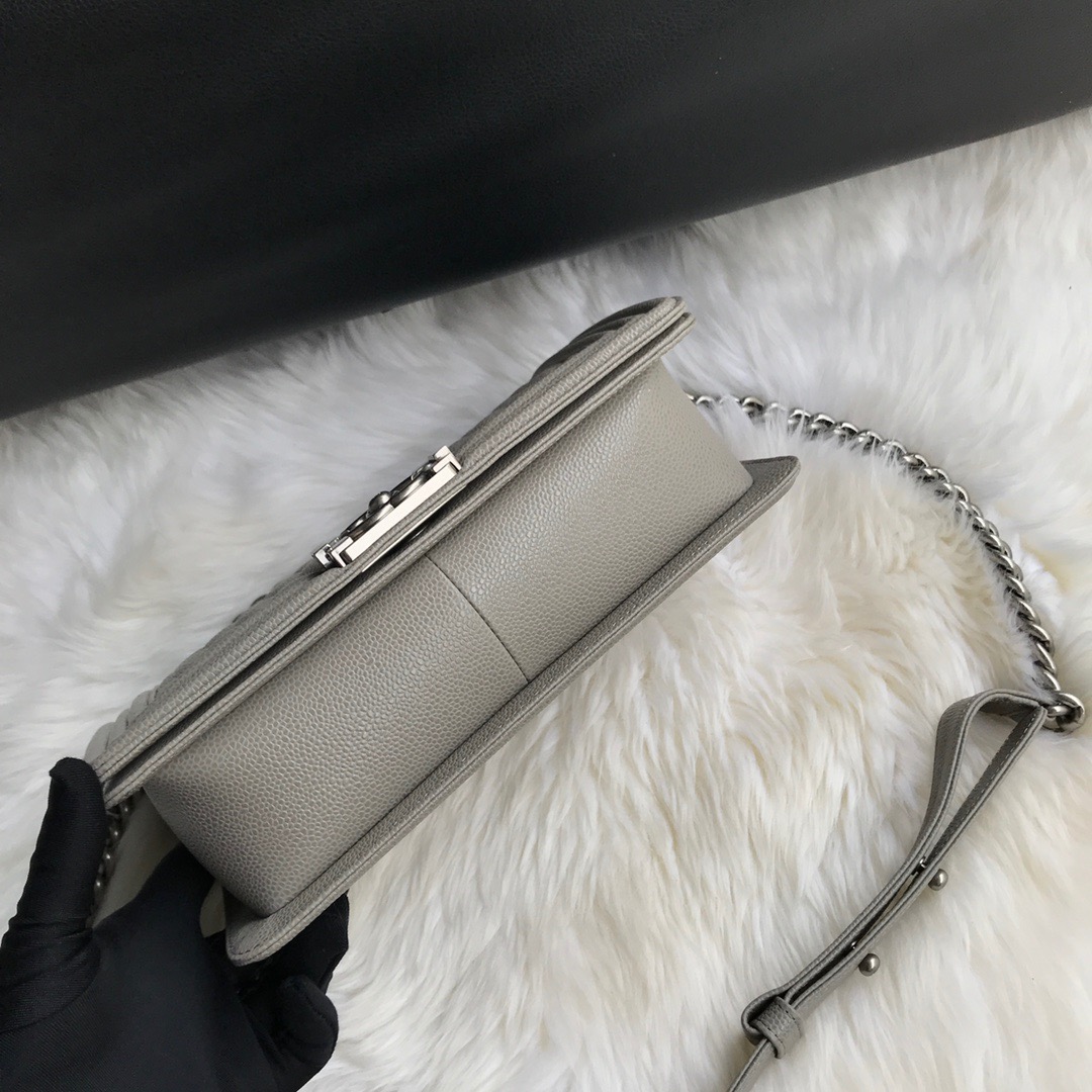 A67086, CHANEL BOY CHANEL HANDBAG, GRAINED CALFSKIN