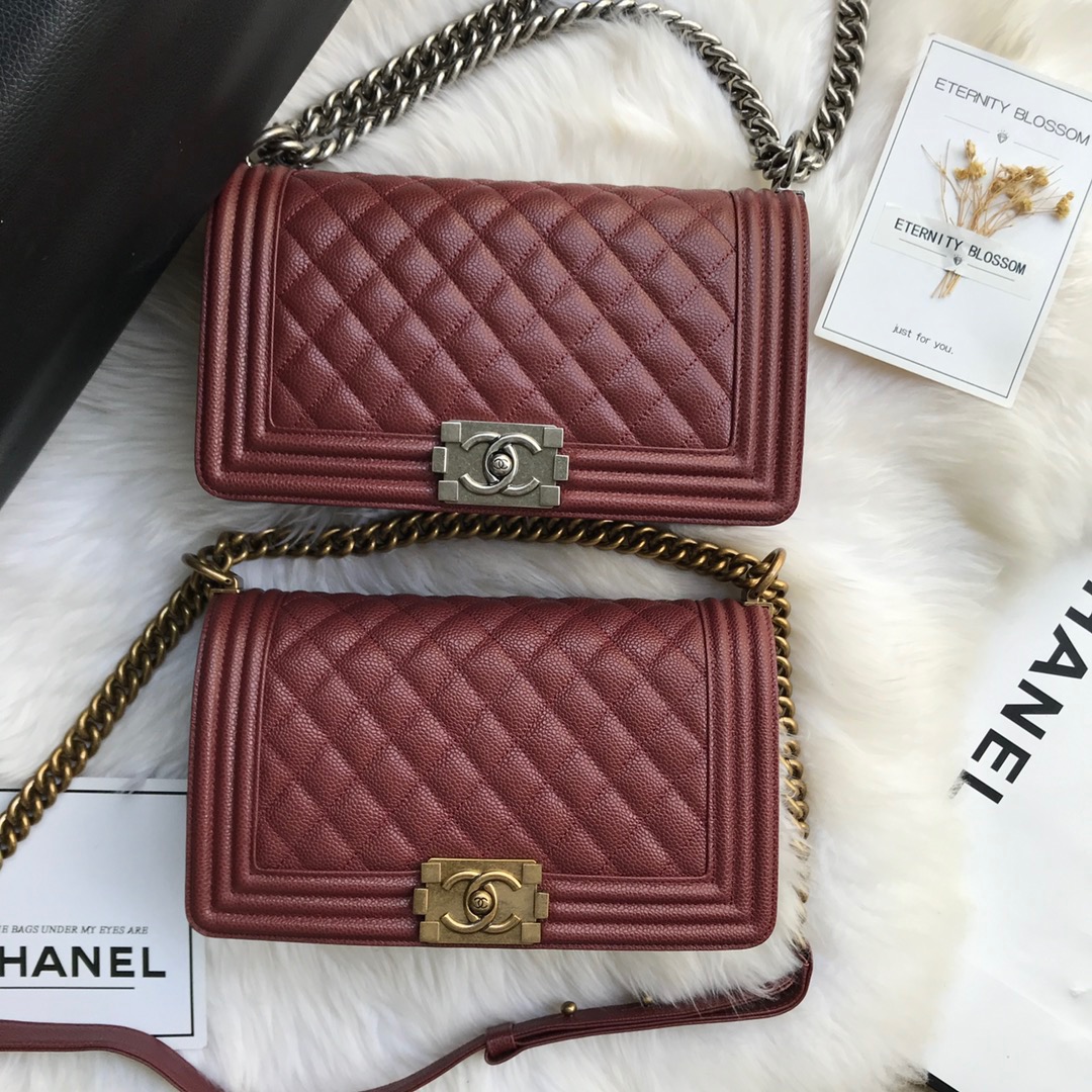 A67086, CHANEL BOY CHANEL HANDBAG, GRAINED CALFSKIN
