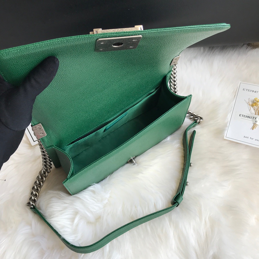A67086, CHANEL BOY CHANEL HANDBAG, GRAINED CALFSKIN