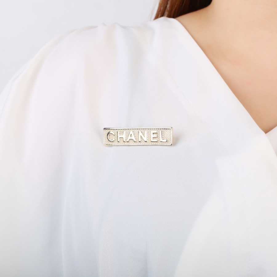 CHANEL BROOCHES