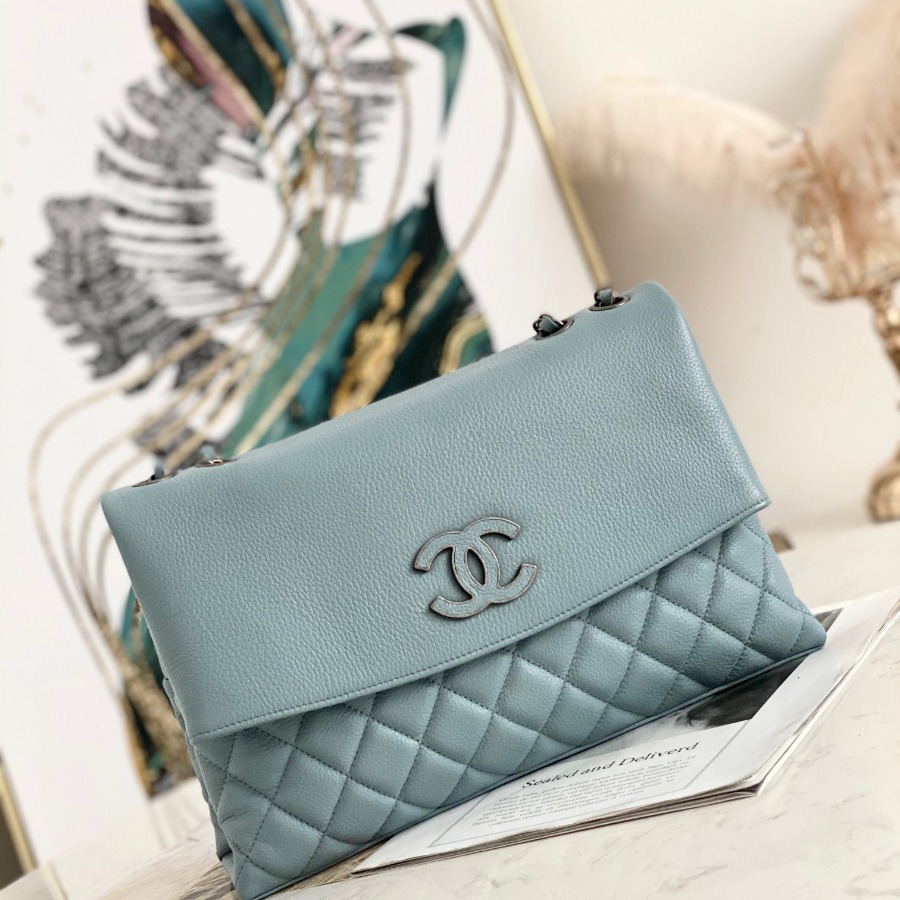 chanel flap bag