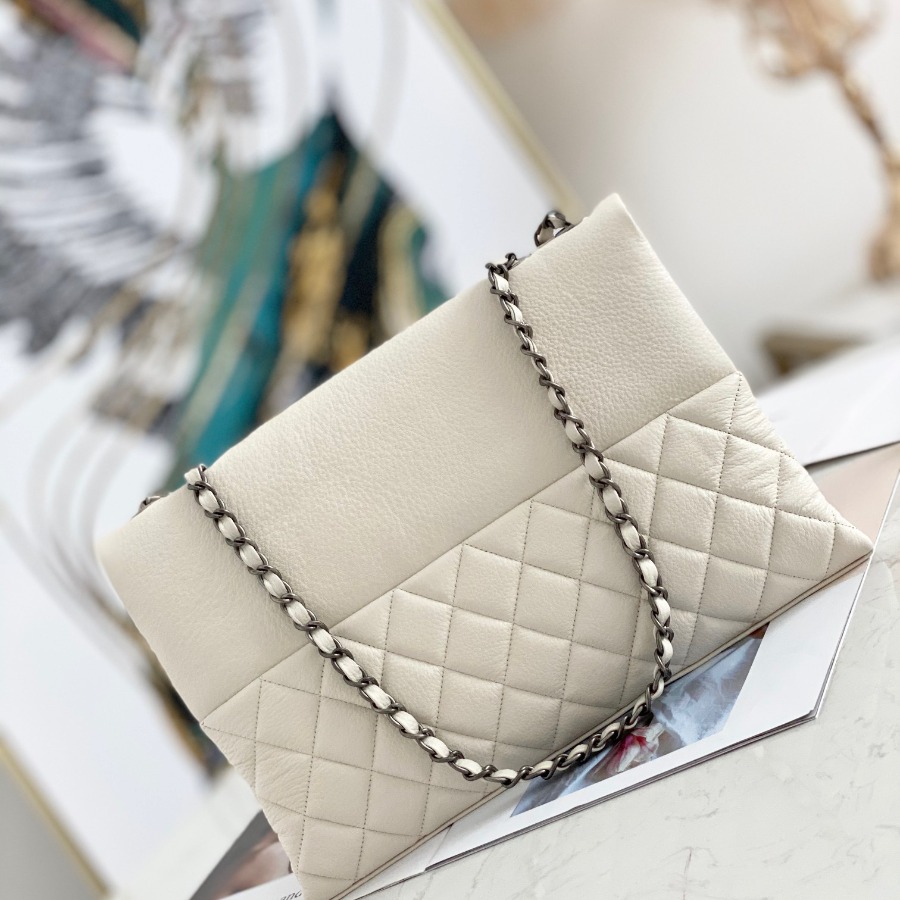 chanel flap bag