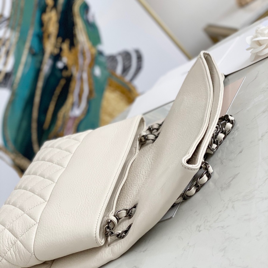 chanel flap bag