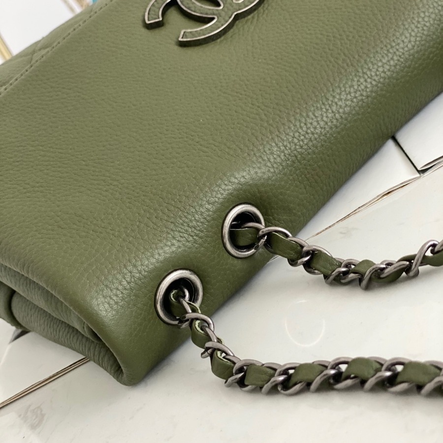 chanel flap bag