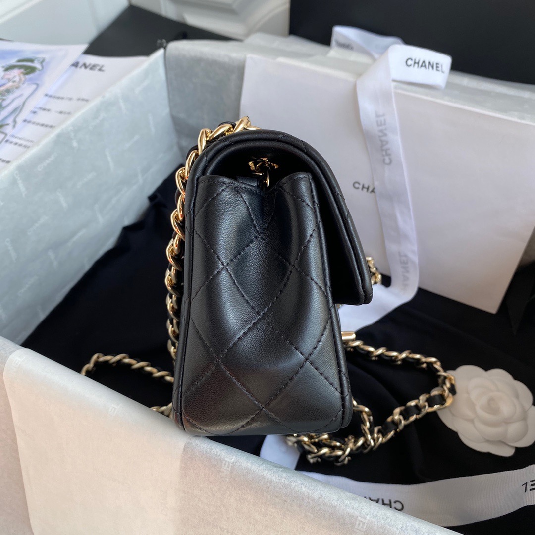 chanel flap bag