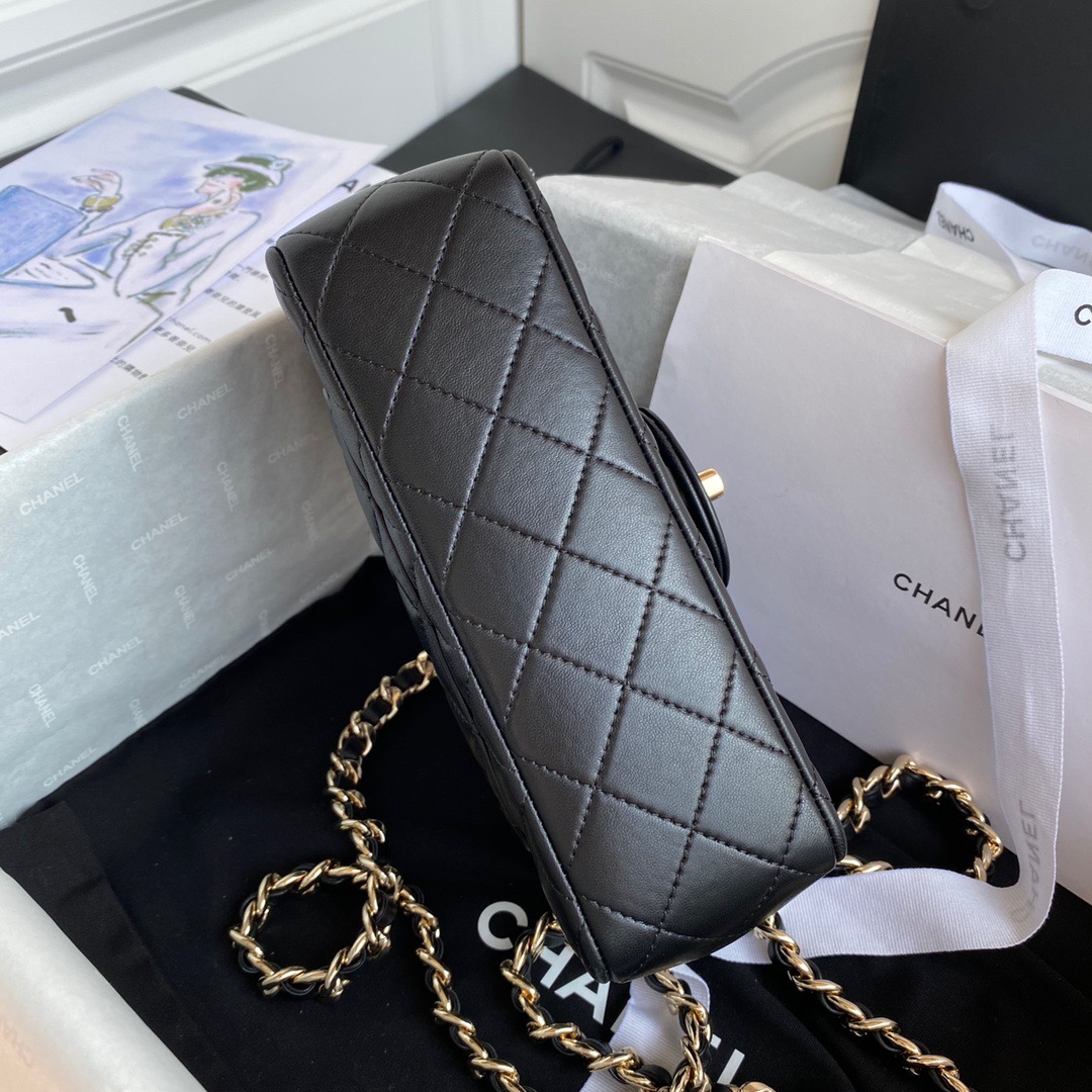 chanel flap bag