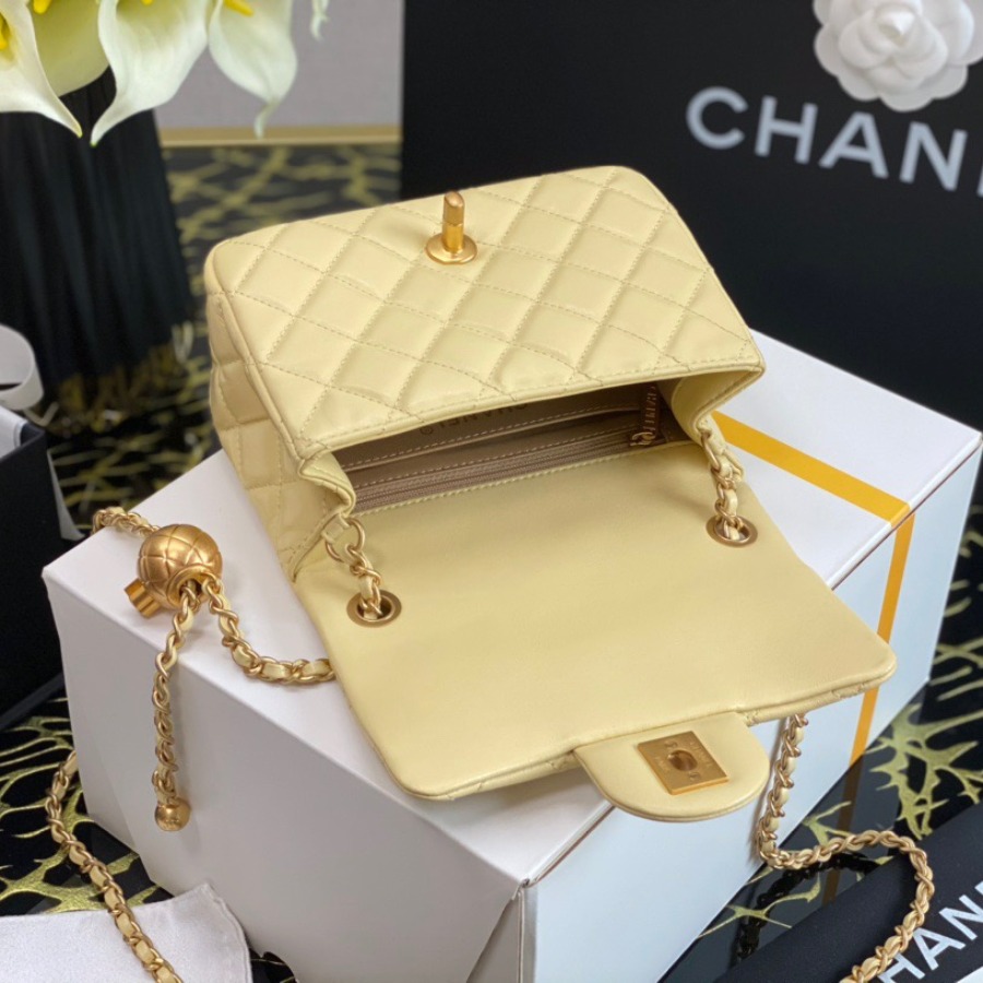 chanel flap bag