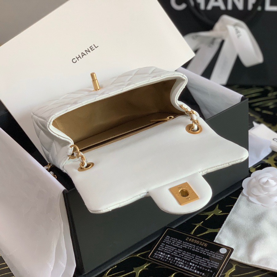 chanel flap bag