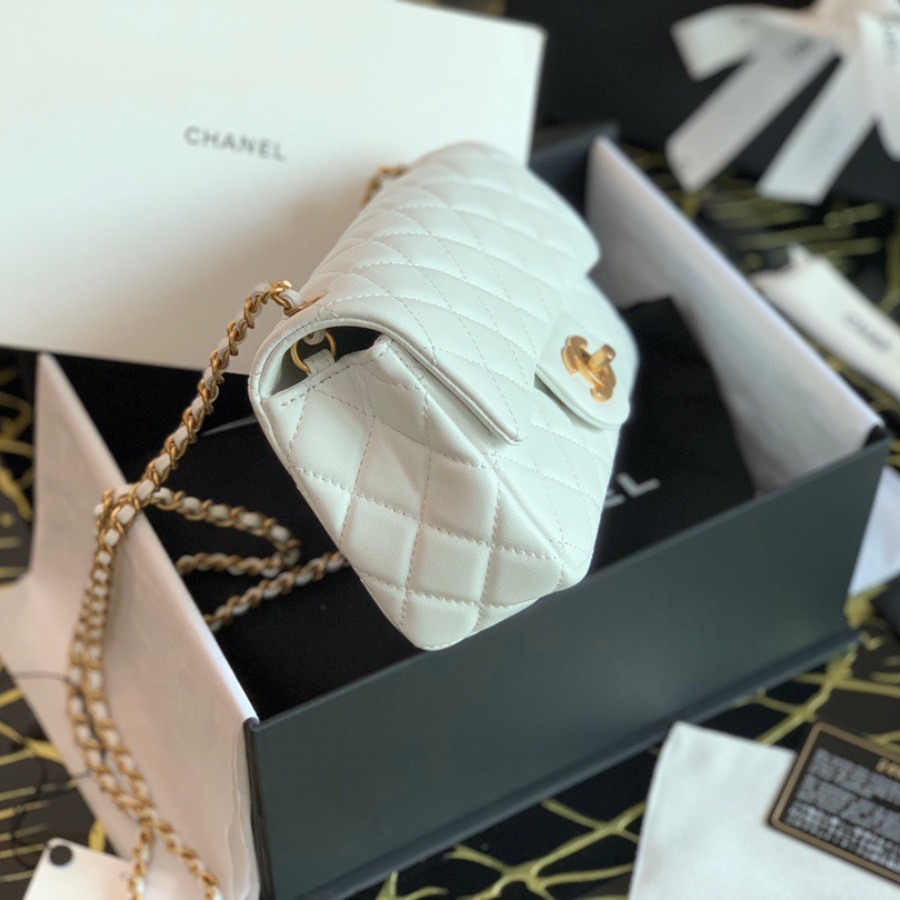 chanel flap bag