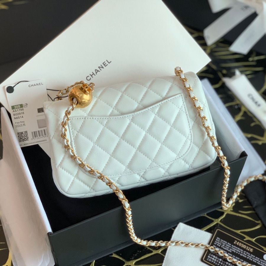 chanel flap bag