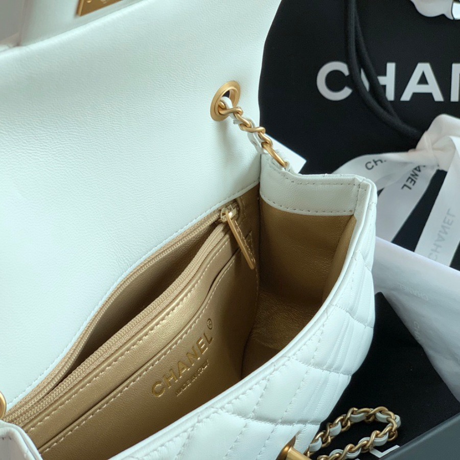 chanel flap bag