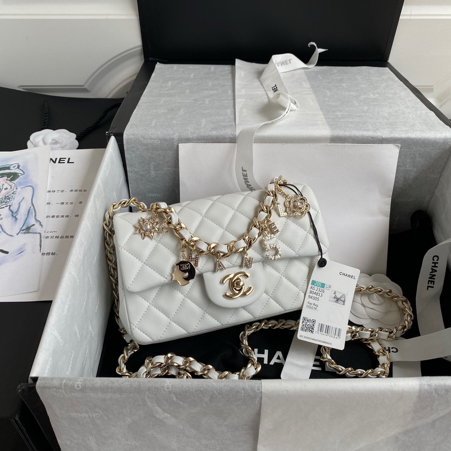 chanel flap bag