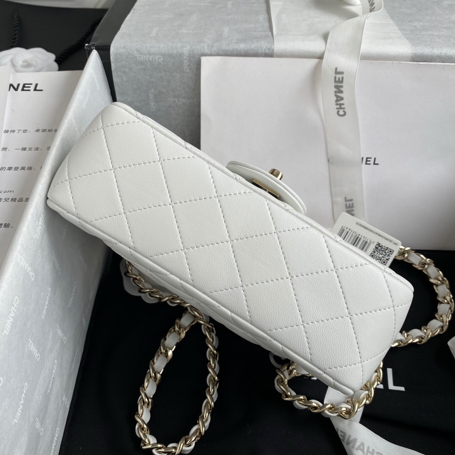 chanel flap bag