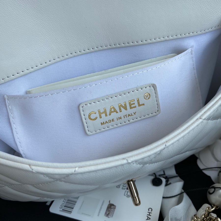 mini flap bag chanel