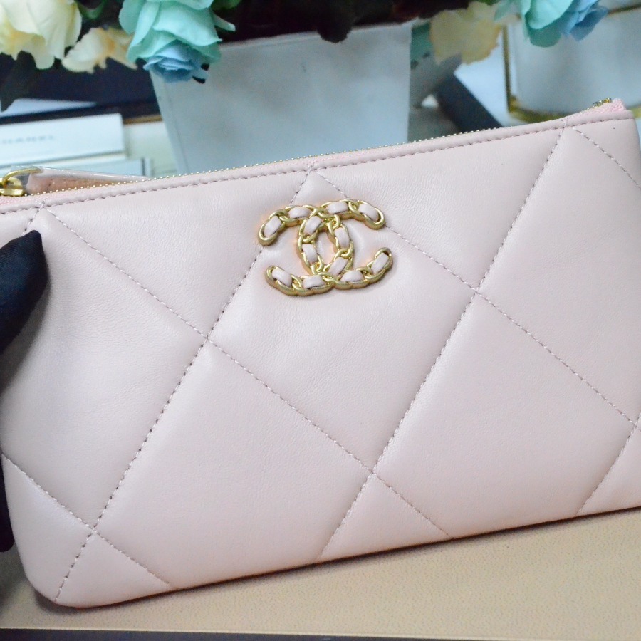 chanel 19 small pouch , chanel small leather goods