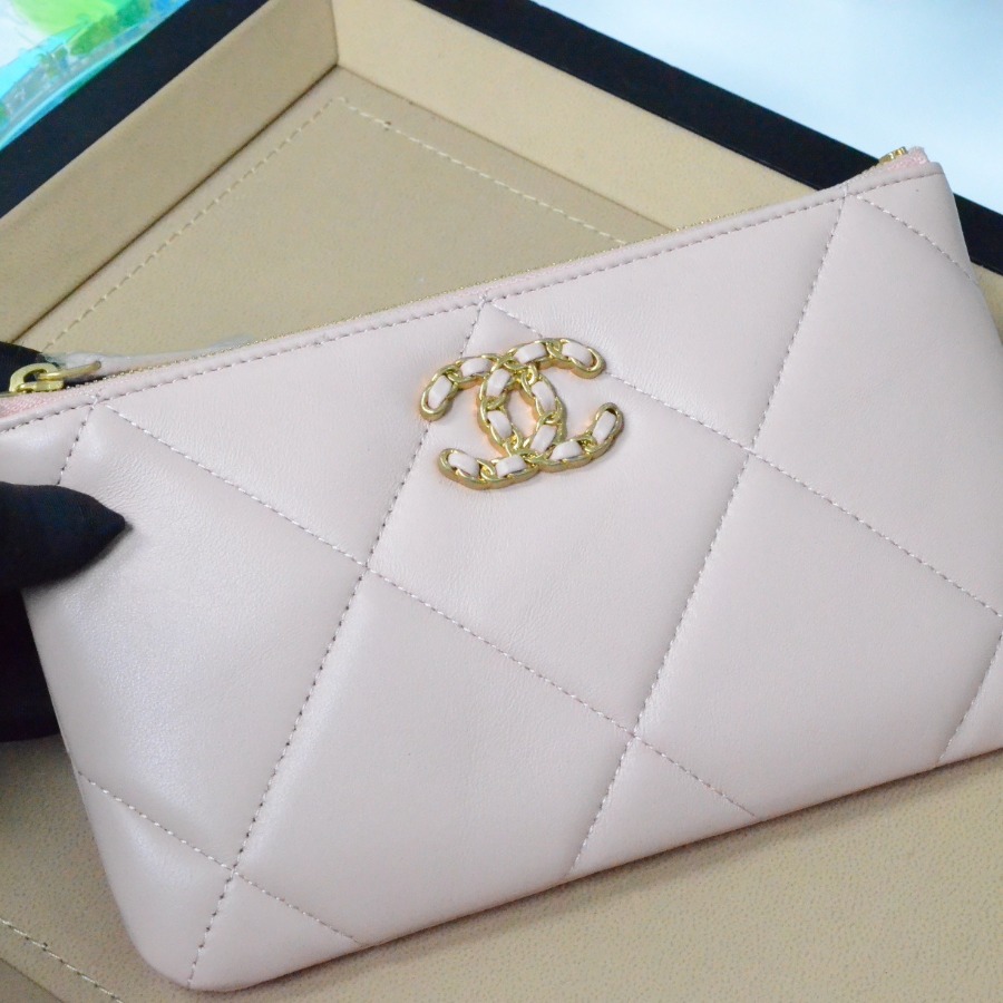 chanel 19 small pouch , chanel small leather goods