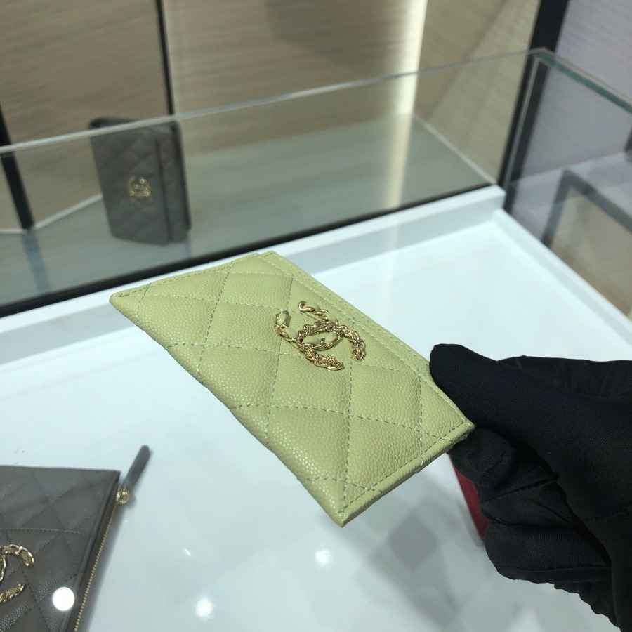 chanel 19 card holder, chanel small leather goods