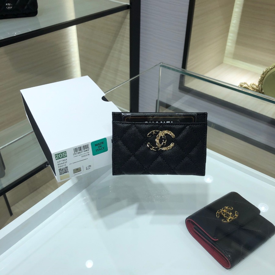 chanel 19 card holder, chanel small leather goods