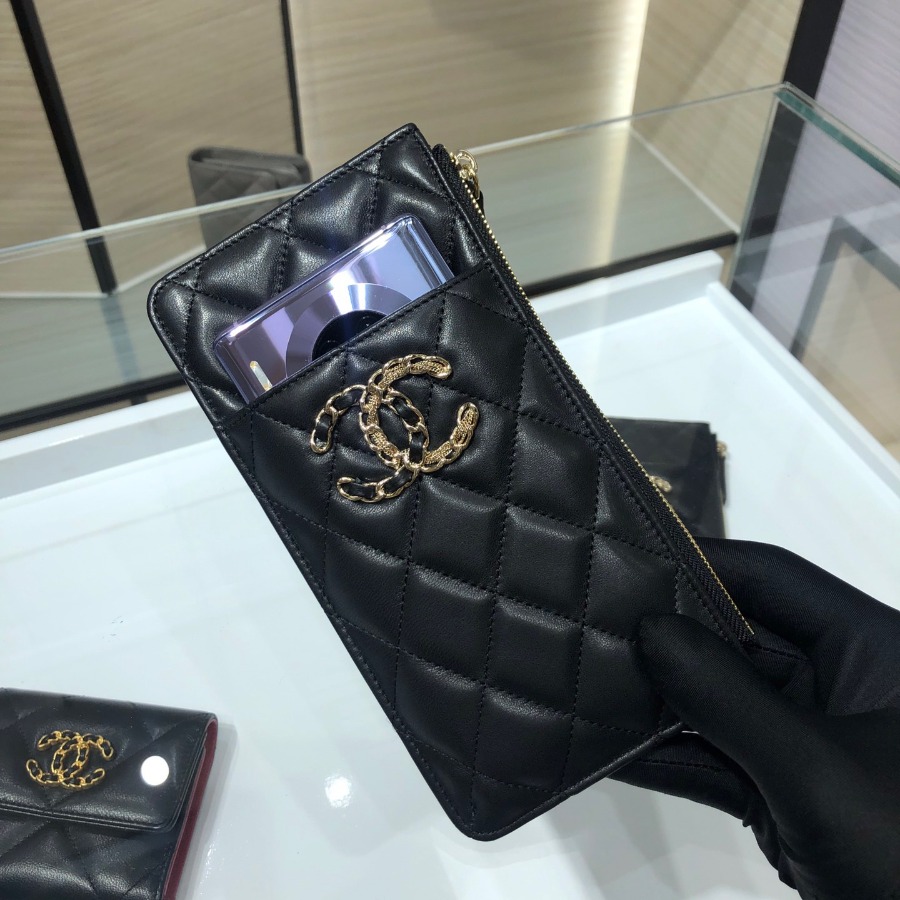 Chanel 19 pouch for iphone, CHANEL SMALL LEATHER GOODS
