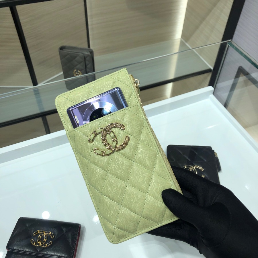 Chanel 19 pouch for iphone, CHANEL SMALL LEATHER GOODS