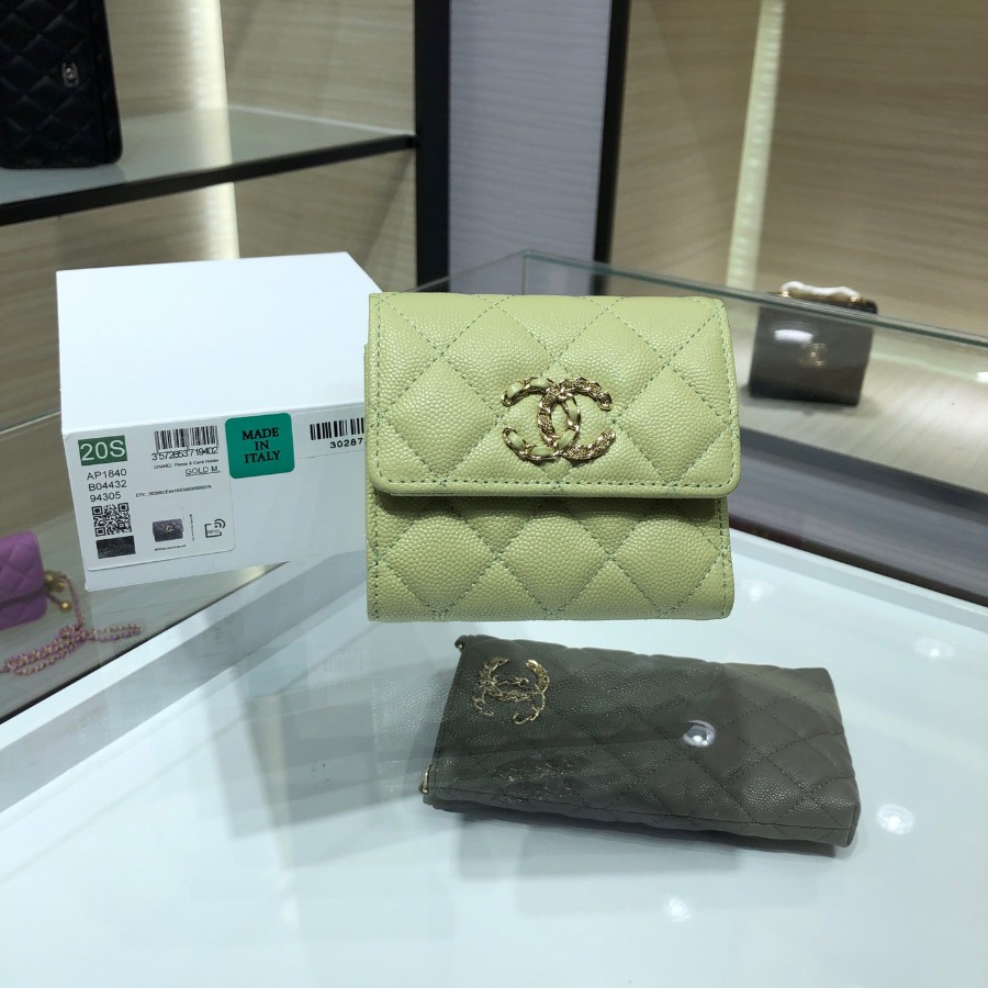 chanel 19 small flap wallet, CHANEL