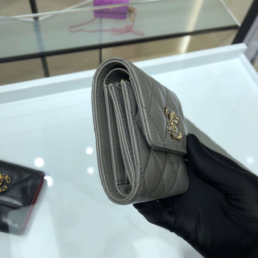 chanel 19 small flap wallet, CHANEL
