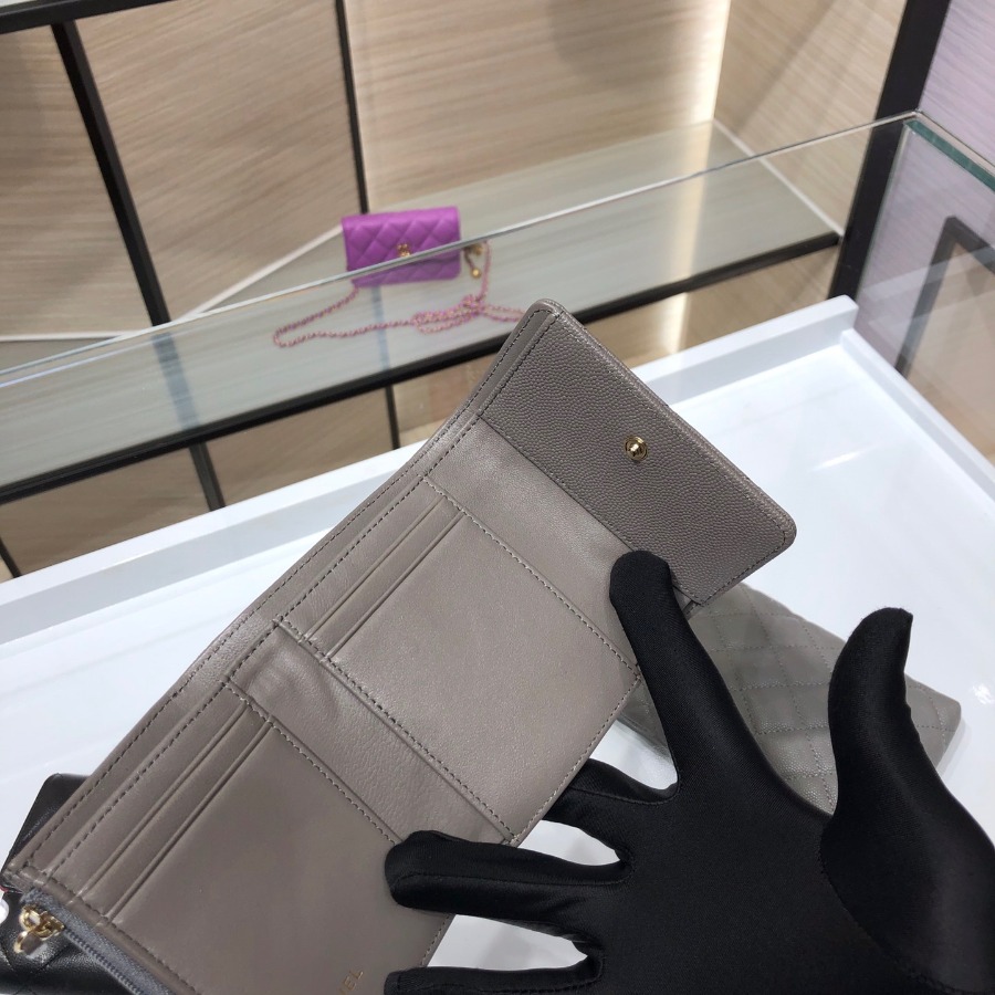 chanel 19 small flap wallet, CHANEL