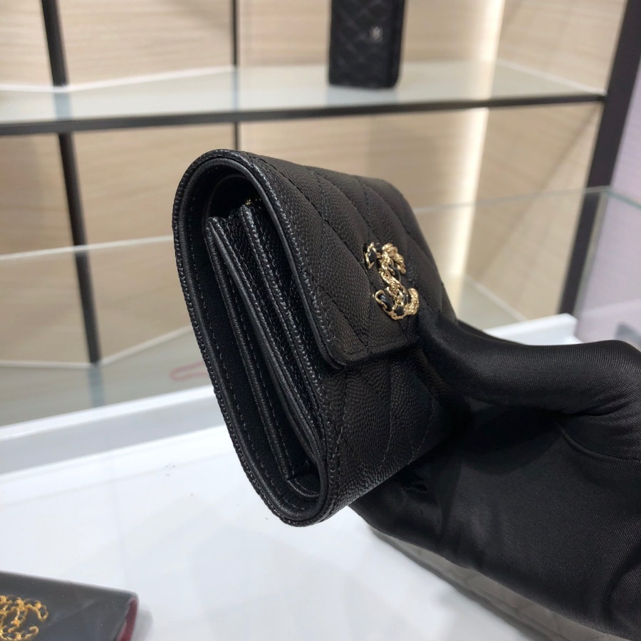 chanel 19 small flap wallet, CHANEL