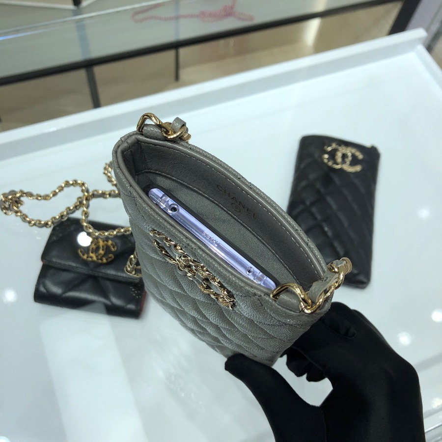 chanel 19 phone case with chain, CHANEL