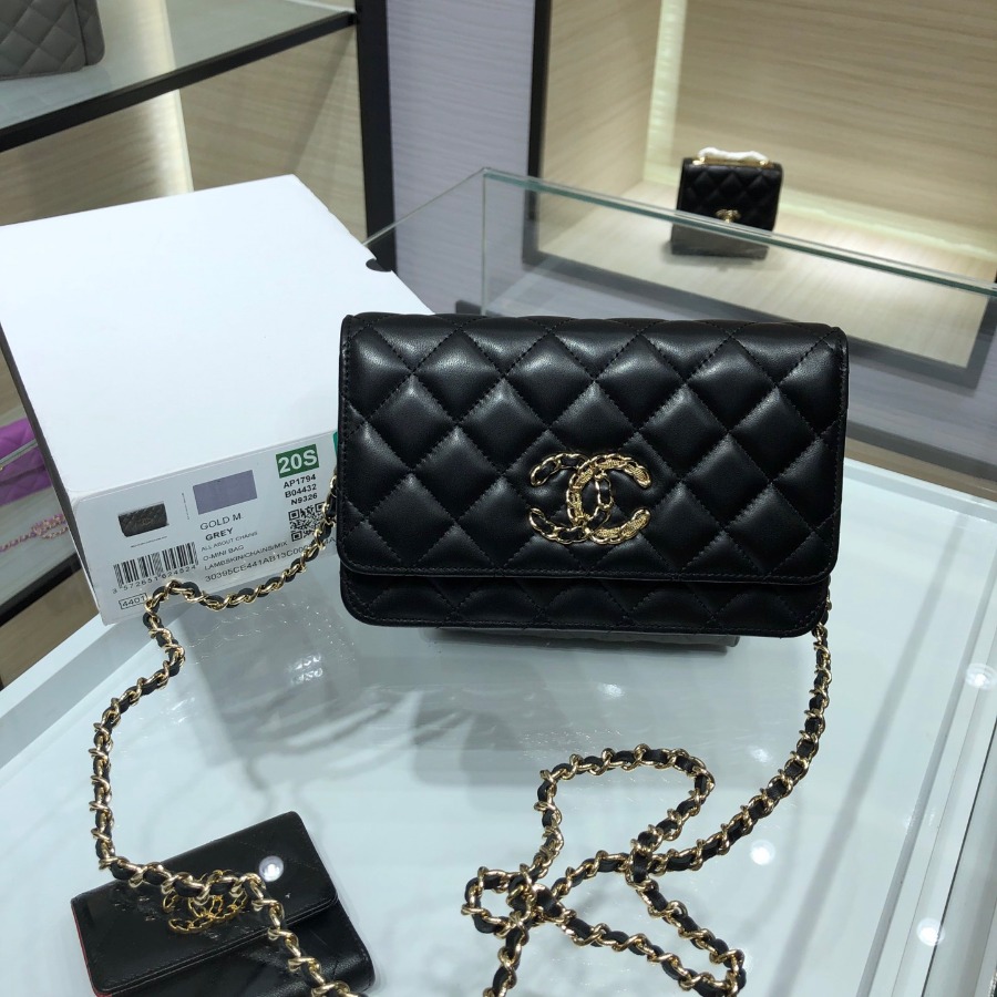 wallet on chain, CHANEL SMALL LEATHER GOODS