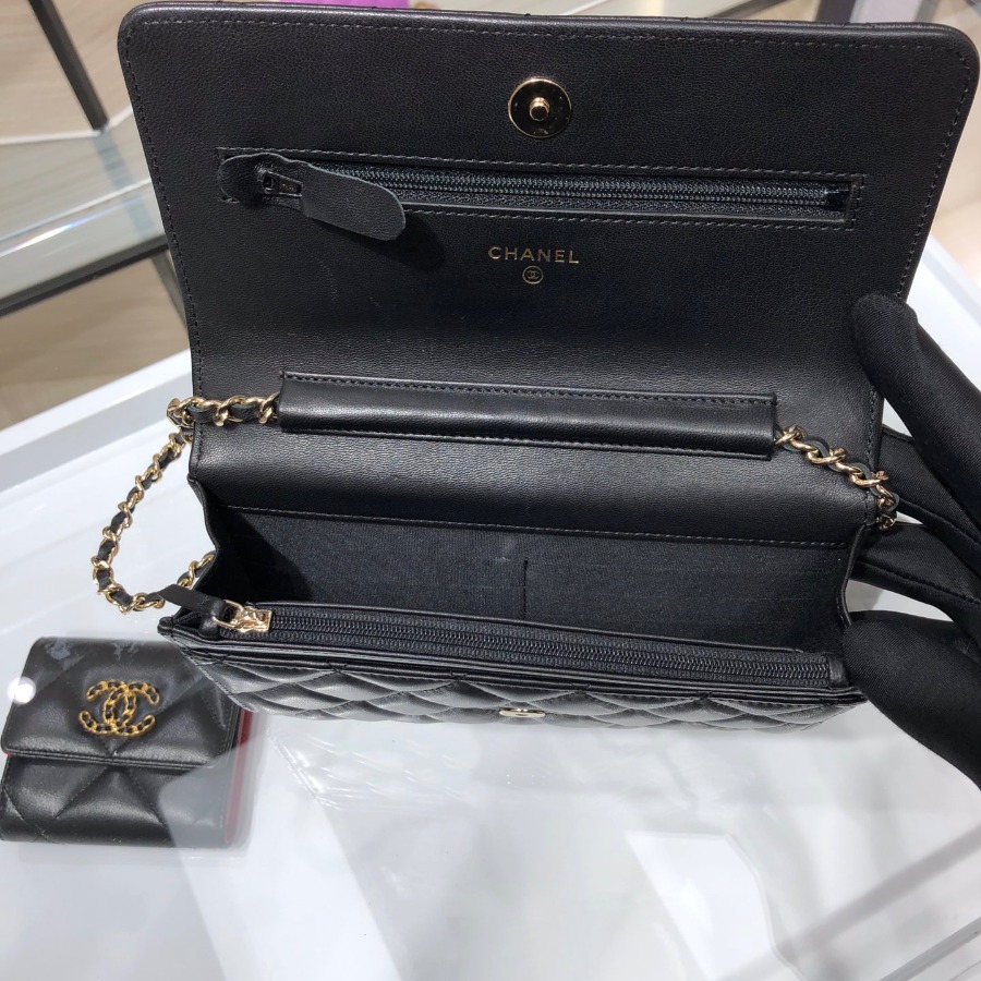 wallet on chain, CHANEL SMALL LEATHER GOODS