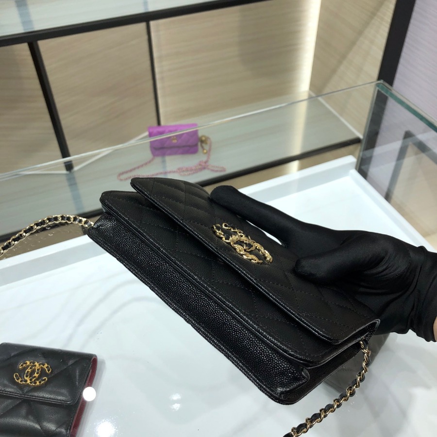 wallet on chain, CHANEL SMALL LEATHER GOODS