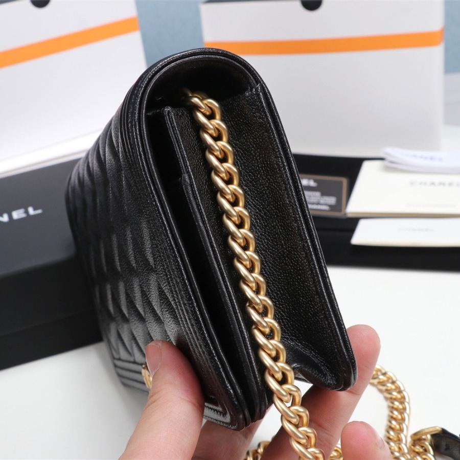 wallet on chain, CHANEL