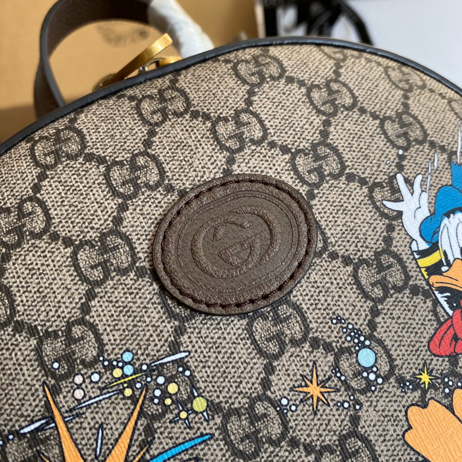 552884 Disney x Gucci Donald Duck small backpack