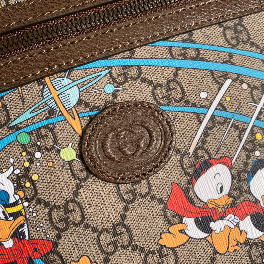 645054 Disney x Gucci Donald Duck messenger bag