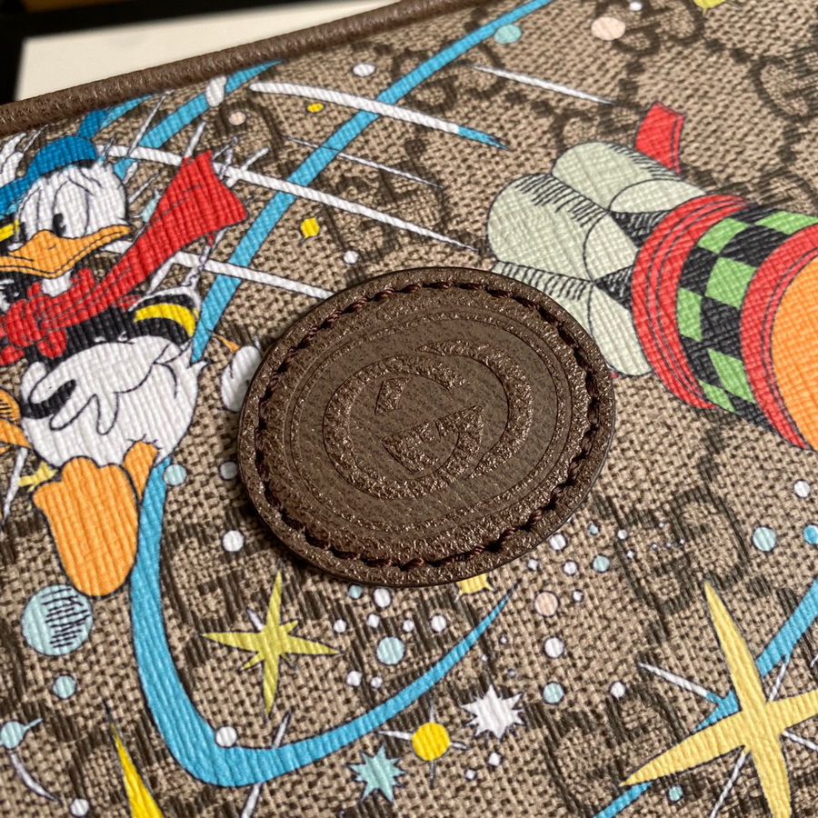 648124 Disney x Gucci Donald Duck mini shoulder bag, Travel Bags for Women