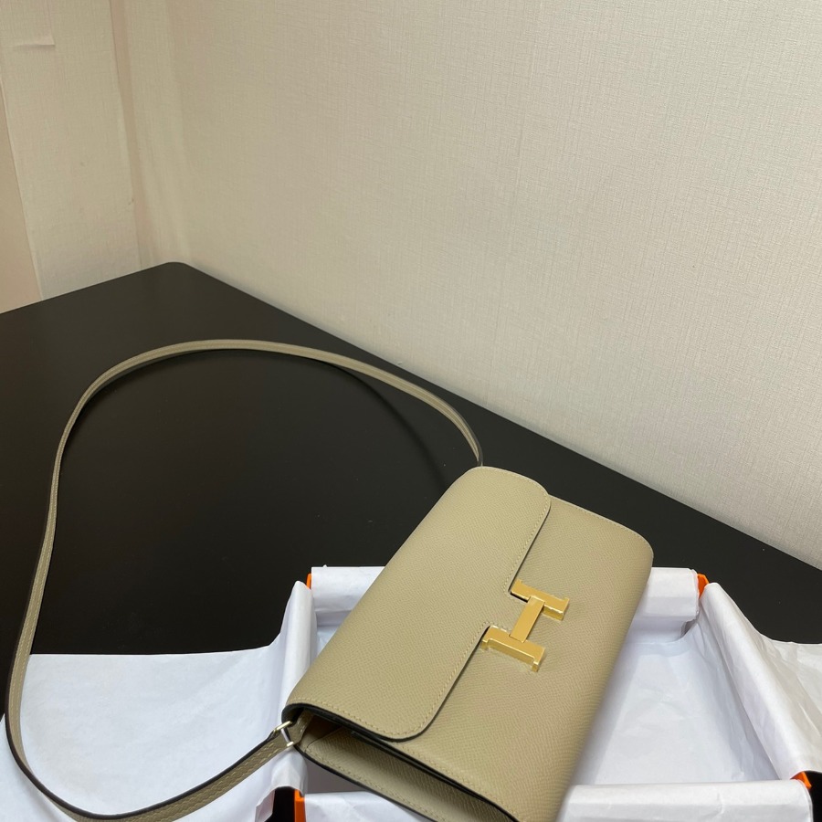 Constance Long To Go wallet, Hermes