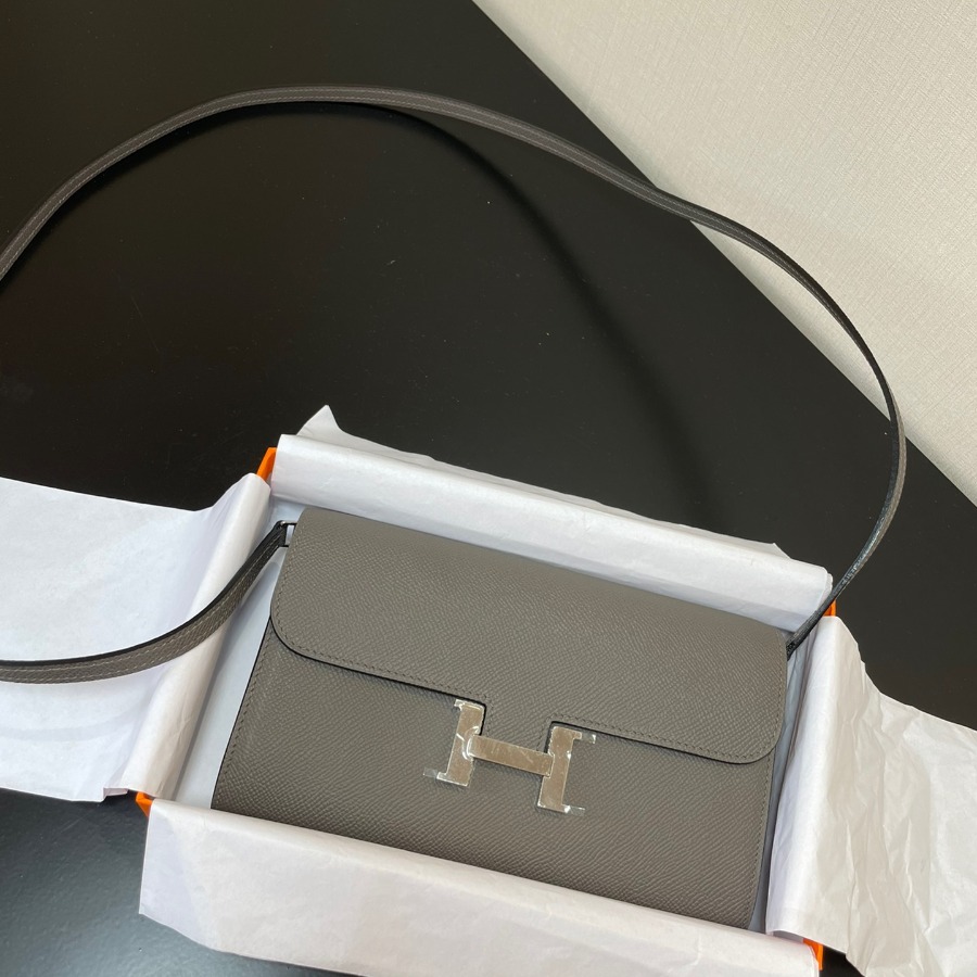 Constance Long To Go wallet, Hermes