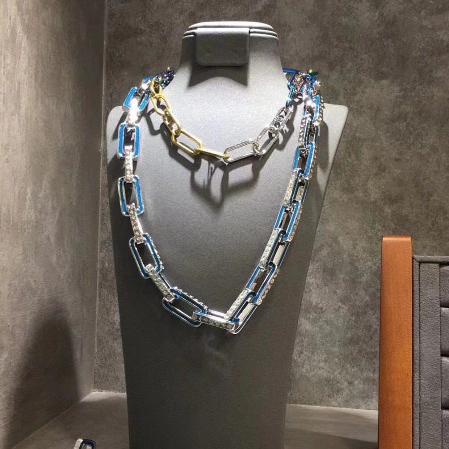 Necklaces, Louis Vuitton LV