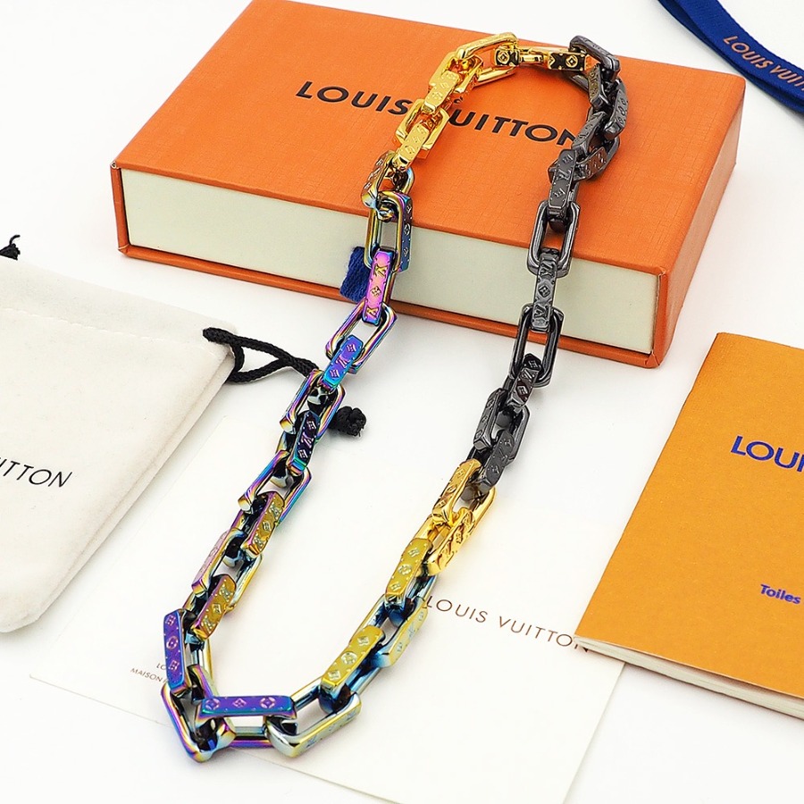 Necklaces, Louis Vuitton LV